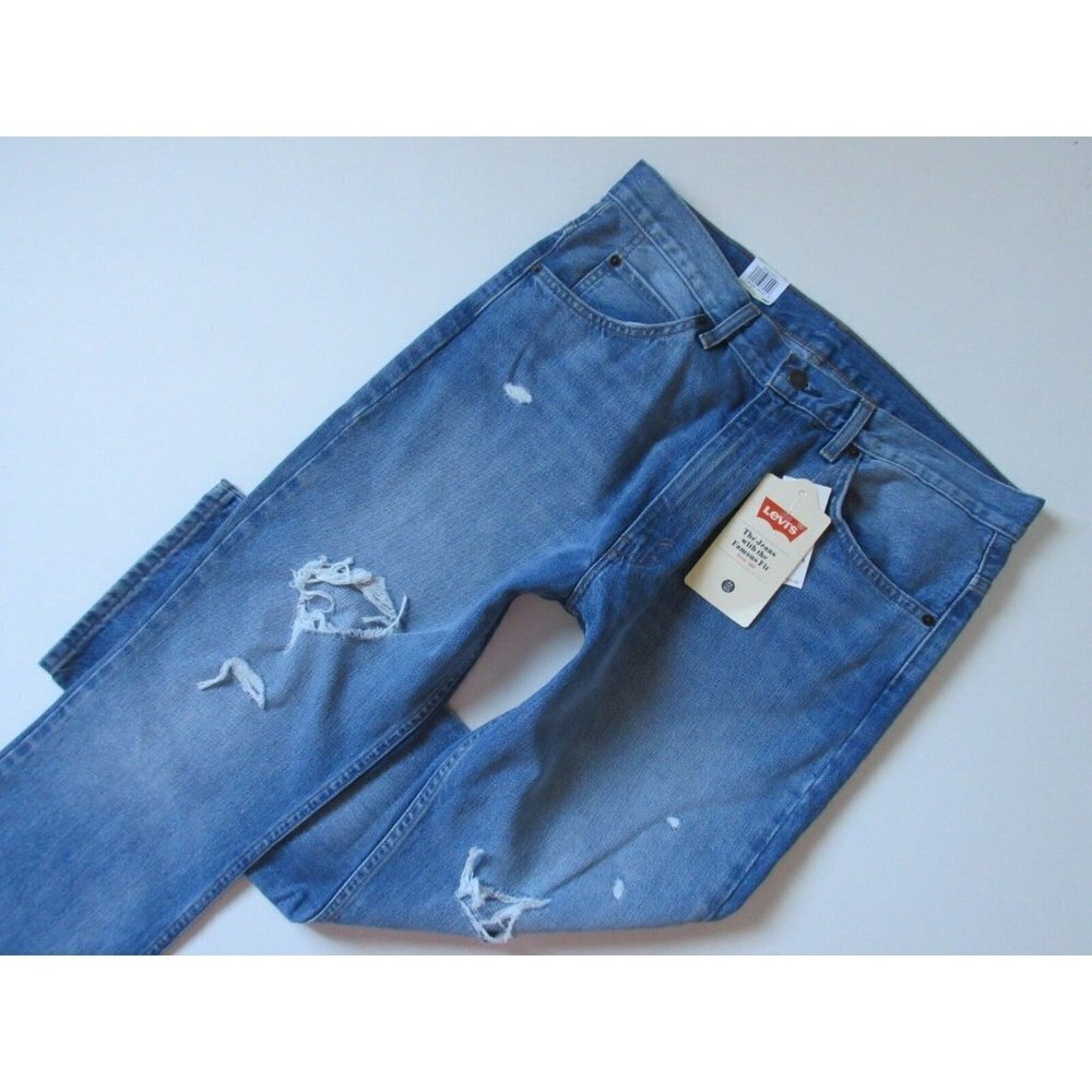NWT Levi's 517 Bootcut Cropped in Mind Eraser Destroyed Ripped Jeans 32 $198 - Picture 3 of 7